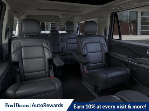 New 2026 Lincoln Navigator L Reserve AWD/4WD image 12