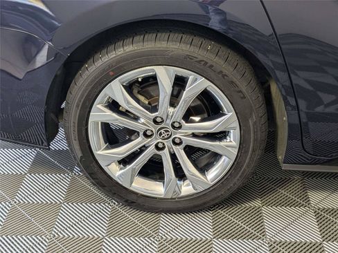 Certified 2022 Toyota Sienna Platinum FWD image 10