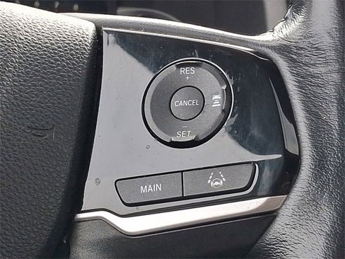 Certified 2021 Honda Pilot Touring image 19