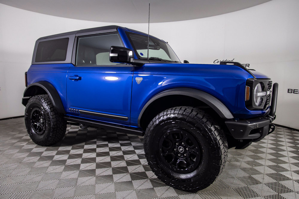 Used 2021 Ford Bronco First Edition AWD/4WD image 2