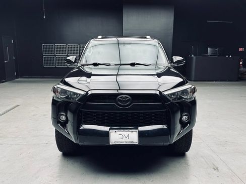 Used 2017 Toyota 4Runner SR5 Premium AWD/4WD image 11