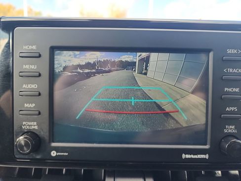 Certified 2022 Toyota RAV4 LE image 17