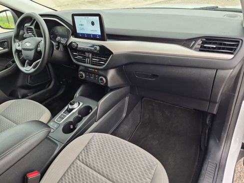 Used 2021 Ford Escape SE FWD image 27