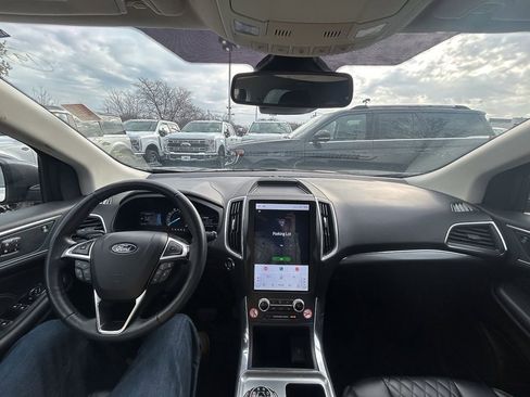 Certified 2024 Ford Edge Titanium image 22