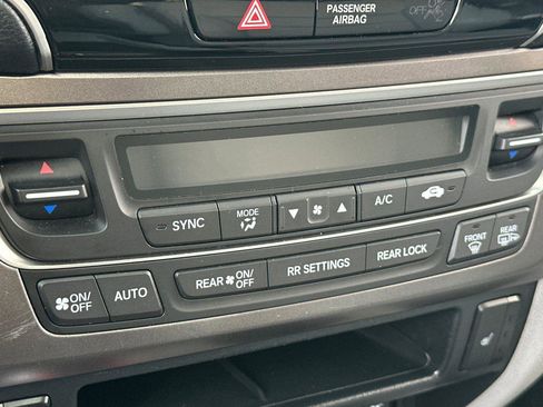 Certified 2022 Honda Pilot Special Edition image 20