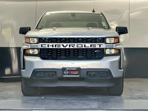 Used 2022 Chevrolet Silverado 1500 Custom w/ LPO, Dark Essentials Package AWD/4WD image 8