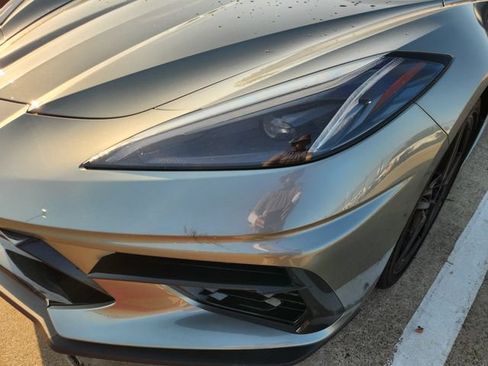 Used 2023 Chevrolet Corvette Stingray Preferred Conv w/ Z51 Performance Package RWD image 7