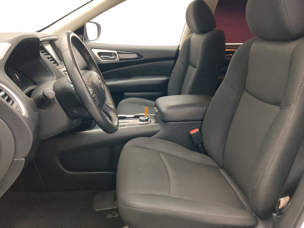 Used 2020 Nissan Pathfinder SV AWD/4WD image 17