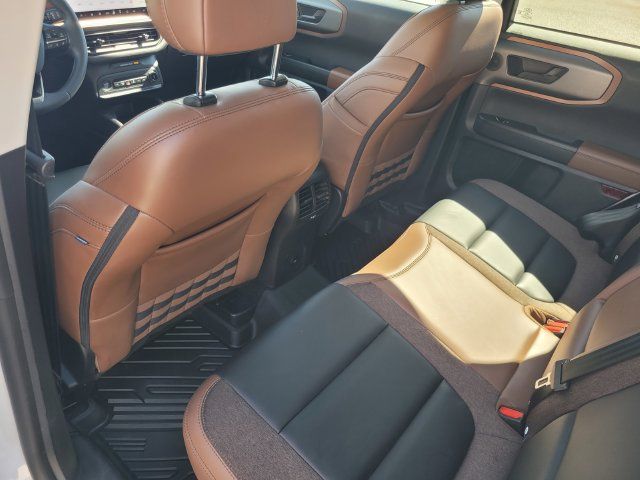 Certified 2025 Ford Bronco Sport Outer Banks w/ Outer Banks Tech Package+ AWD/4WD image 12