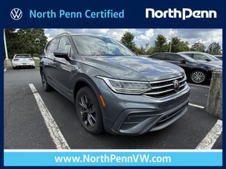 Used 2022 Volkswagen Tiguan SE image 1