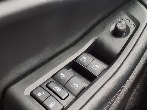 Used 2024 Jeep Grand Cherokee Altitude RWD image 17