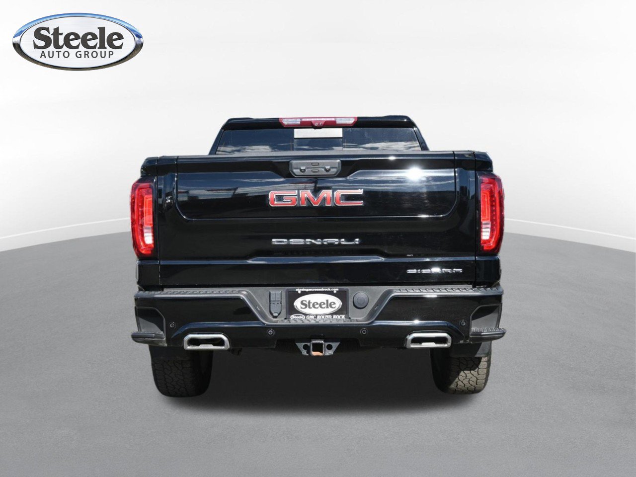 Certified 2025 GMC Sierra 1500 Denali w/ Technology Package AWD/4WD image 6