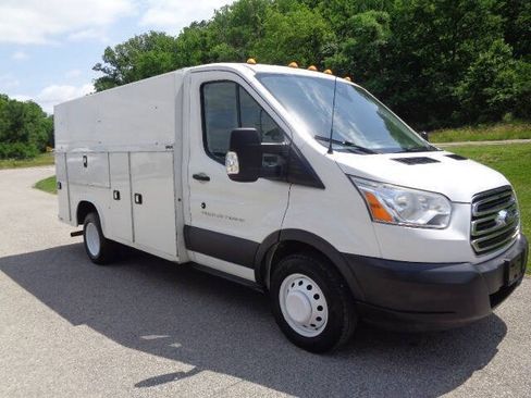 Used 2017 Ford Transit 350 138 DRW w/ Interior Upgrade Package RWD image 9
