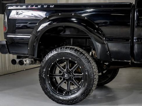 Used 2016 Ford F250 Platinum w/ FX4 Off-Road Package image 6