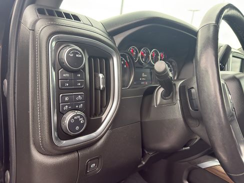 Certified 2020 Chevrolet Silverado 1500 LT Trail Boss AWD/4WD image 15