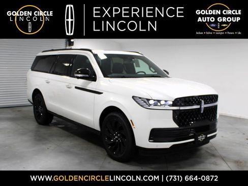 New 2025 Lincoln Navigator L Reserve w/ Jet Appearance Package AWD/4WD image 1