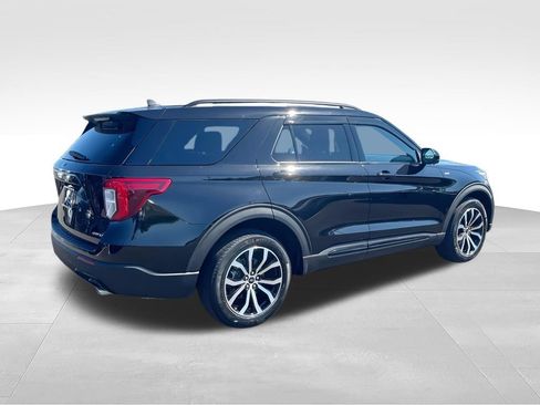Used 2022 Ford Explorer ST-Line AWD/4WD image 8