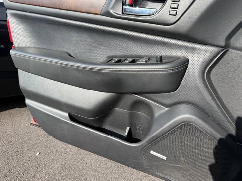 Used 2015 Subaru Outback 2.5i Limited image 23