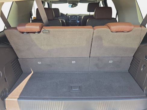 Used 2015 Chevrolet Tahoe LTZ AWD/4WD image 12
