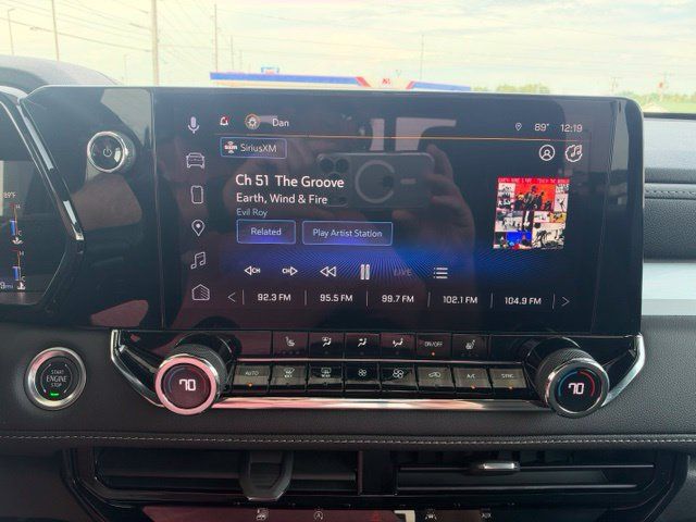 Used 2023 Chevrolet Colorado LT w/ LT Convenience Package II AWD/4WD image 10