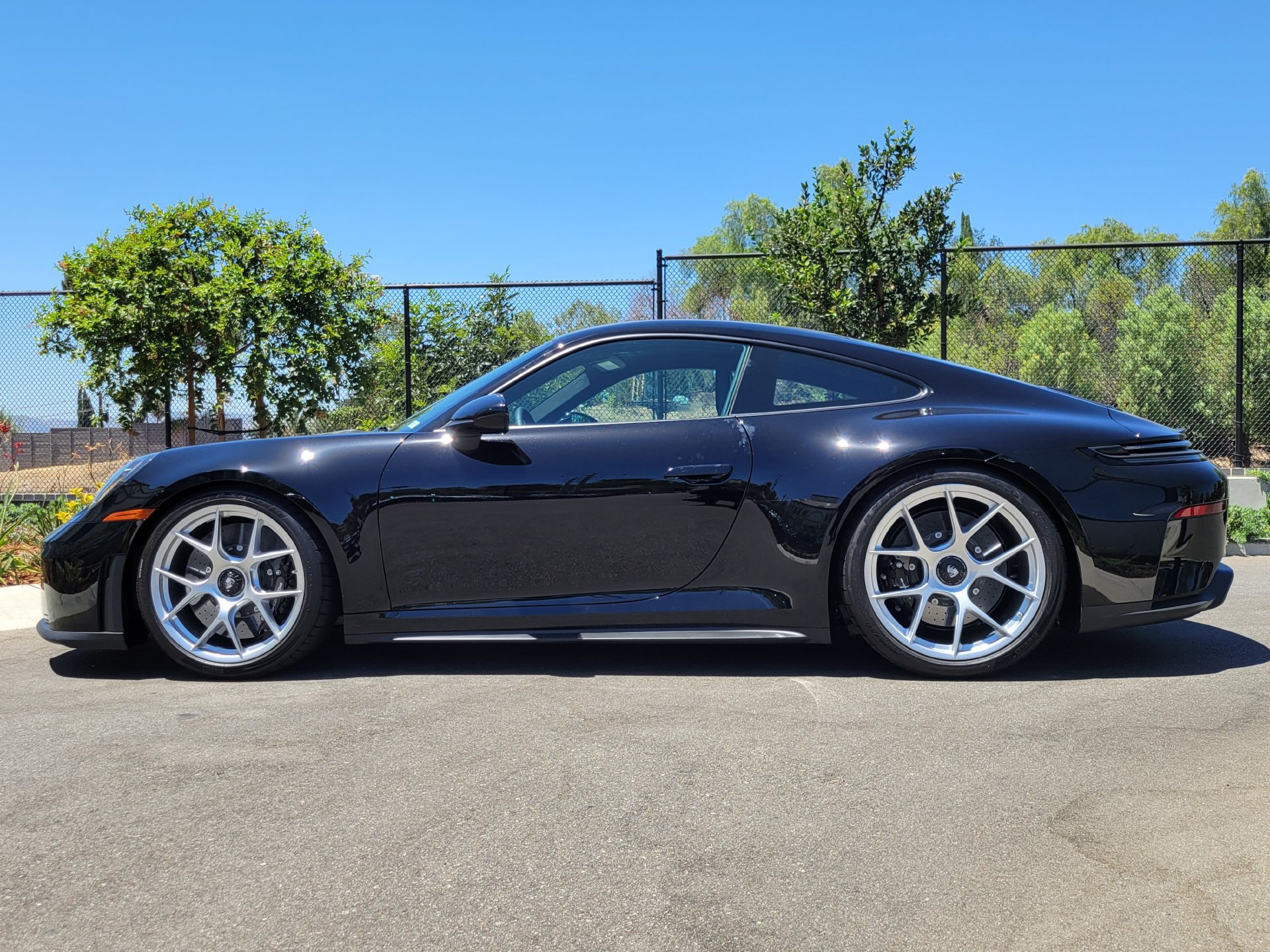 Used 2026 Porsche 911 GT3 RWD image 2