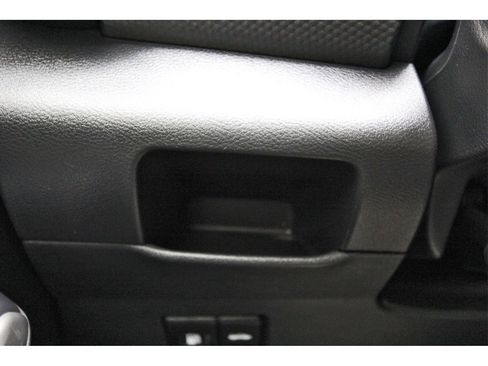 Certified 2020 Nissan Kicks SV image 17