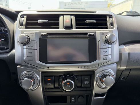 Used 2019 Toyota 4Runner SR5 Premium AWD/4WD image 31