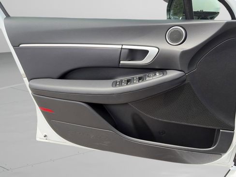 New 2026 Hyundai Sonata SEL FWD image 15
