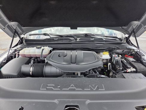 Used 2025 RAM 1500 Big Horn AWD/4WD image 33