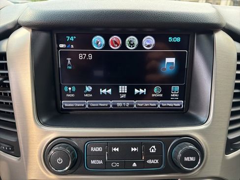 Used 2019 GMC Yukon Denali image 16