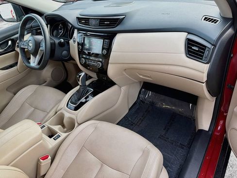 Used 2019 Nissan Rogue SL w/ Premium Package FWD image 13