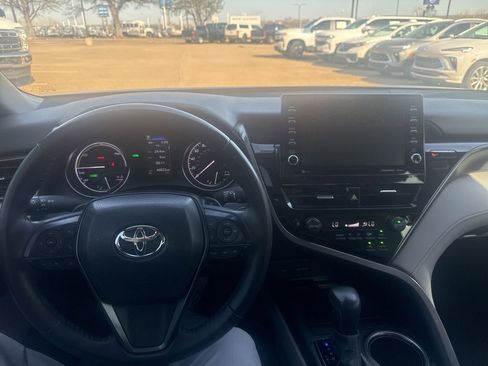 Used 2024 Toyota Camry SE w/ Audio Upgrade Package image 15