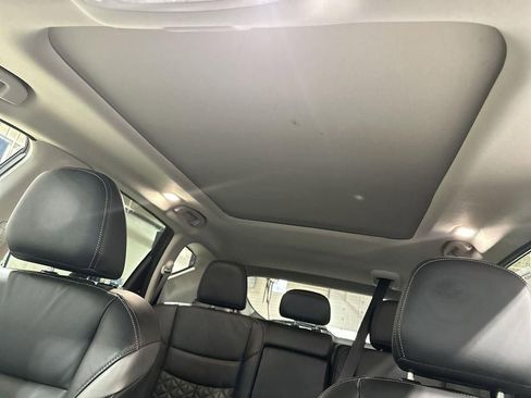 Used 2023 Nissan Murano Platinum w/ Cargo Package image 17