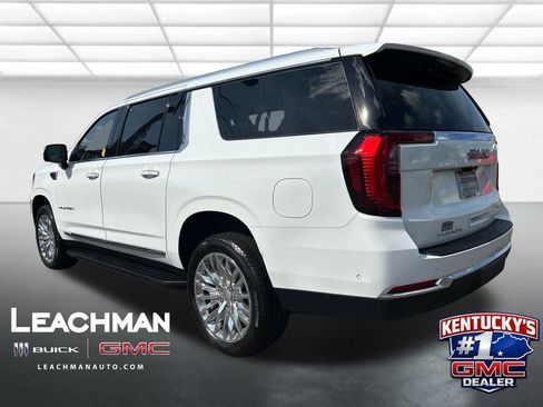 New 2026 GMC Yukon XL Elevation image 5