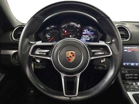 Used 2019 Porsche 718 Boxster RWD image 17