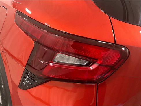 Used 2024 Chevrolet Trax LT image 33