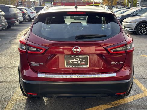 Used 2022 Nissan Rogue Sport SV image 12