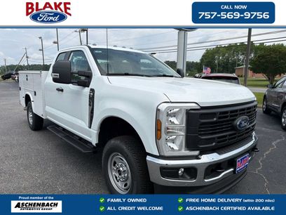 New 2025 Ford F250 XL w/ FX4 Off-Road Package