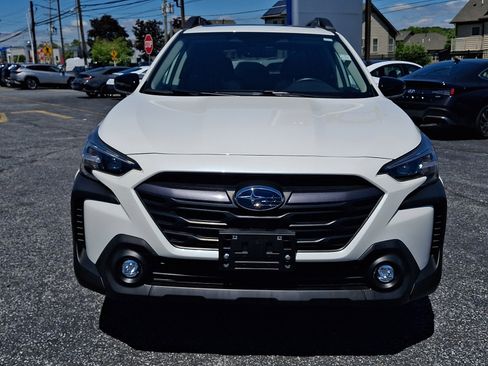 Used 2024 Subaru Outback Premium w/ Popular Package #1 AWD/4WD image 2