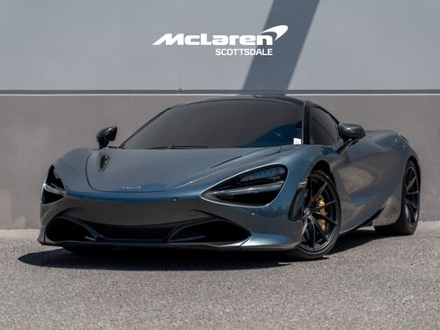 Used 2018 McLaren 720S Performance RWD image 2