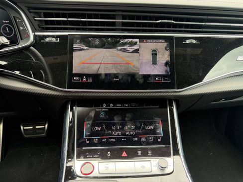 Used 2023 Audi RS Q8 AWD/4WD image 12