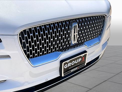 Used 2024 Lincoln Aviator Reserve w/ Elements Package Plus RWD image 30