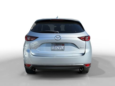 Used 2017 MAZDA CX-5 Touring w/ Preferred Equipment Package AWD/4WD image 4