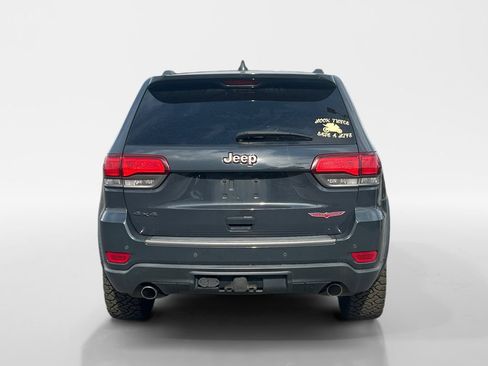 Used 2017 Jeep Grand Cherokee Trailhawk AWD/4WD image 4