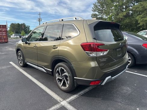 Certified 2023 Subaru Forester Touring AWD/4WD image 4