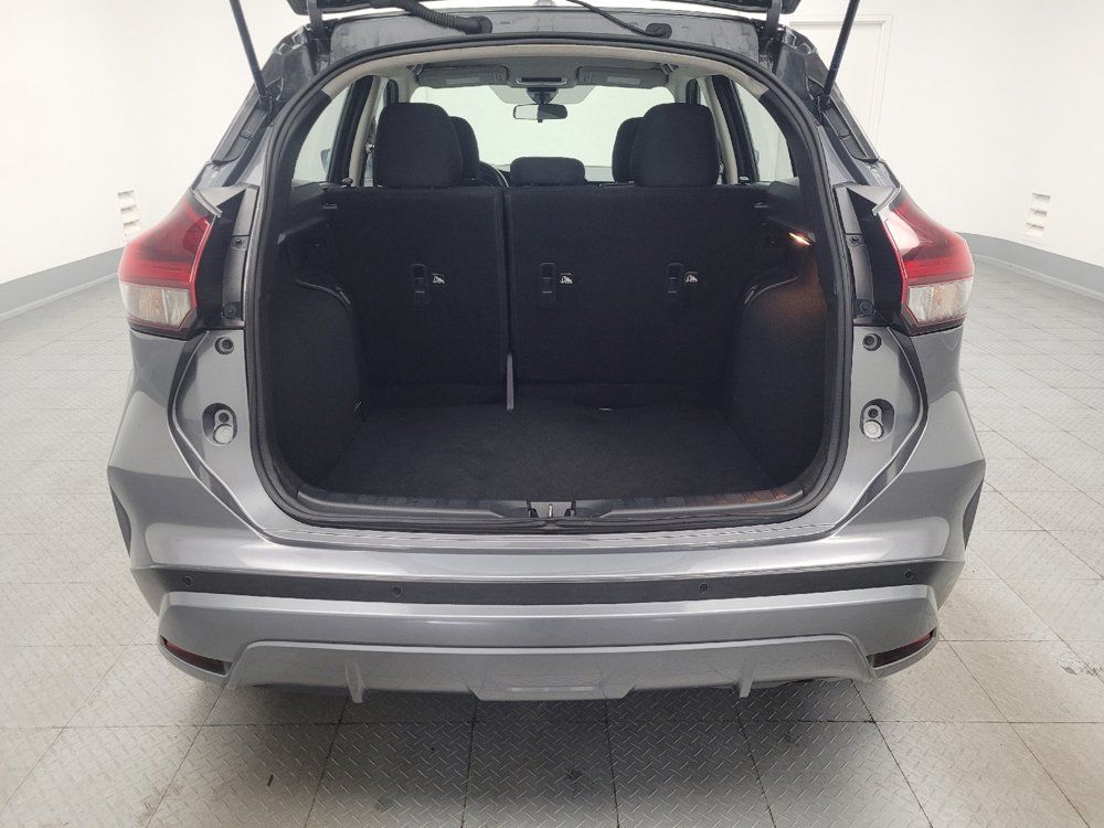 Used 2023 Nissan Kicks S FWD image 29
