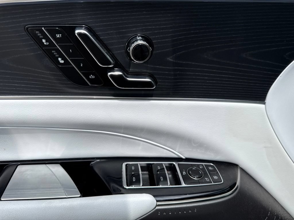 Certified 2024 Cadillac Lyriq Sport RWD image 13