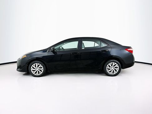 Used 2017 Toyota Corolla LE w/ Carpet Mat Package (TMS) FWD image 4