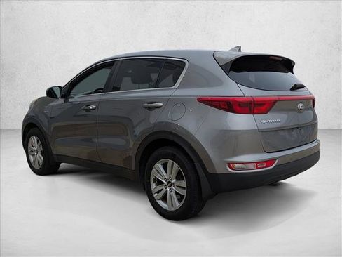 Used 2018 Kia Sportage LX image 5
