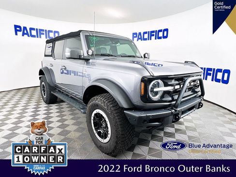 Certified 2022 Ford Bronco Outer Banks w/ Sasquatch Package image 1